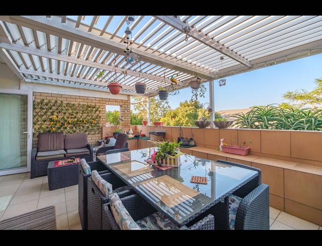 3 BEDROOM PENTHOUSE FOR SALE IN BLACKHEATH